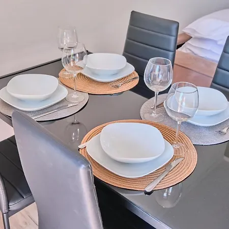 Apartmán Monza-centro Modern Flat Near Train Station